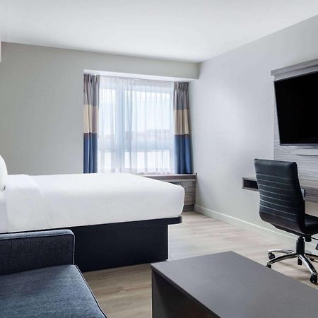 Microtel Inn & Suites By Wyndham Kanata Ottawa West Εξωτερικό φωτογραφία