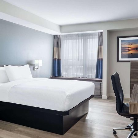Microtel Inn & Suites By Wyndham Kanata Ottawa West Εξωτερικό φωτογραφία