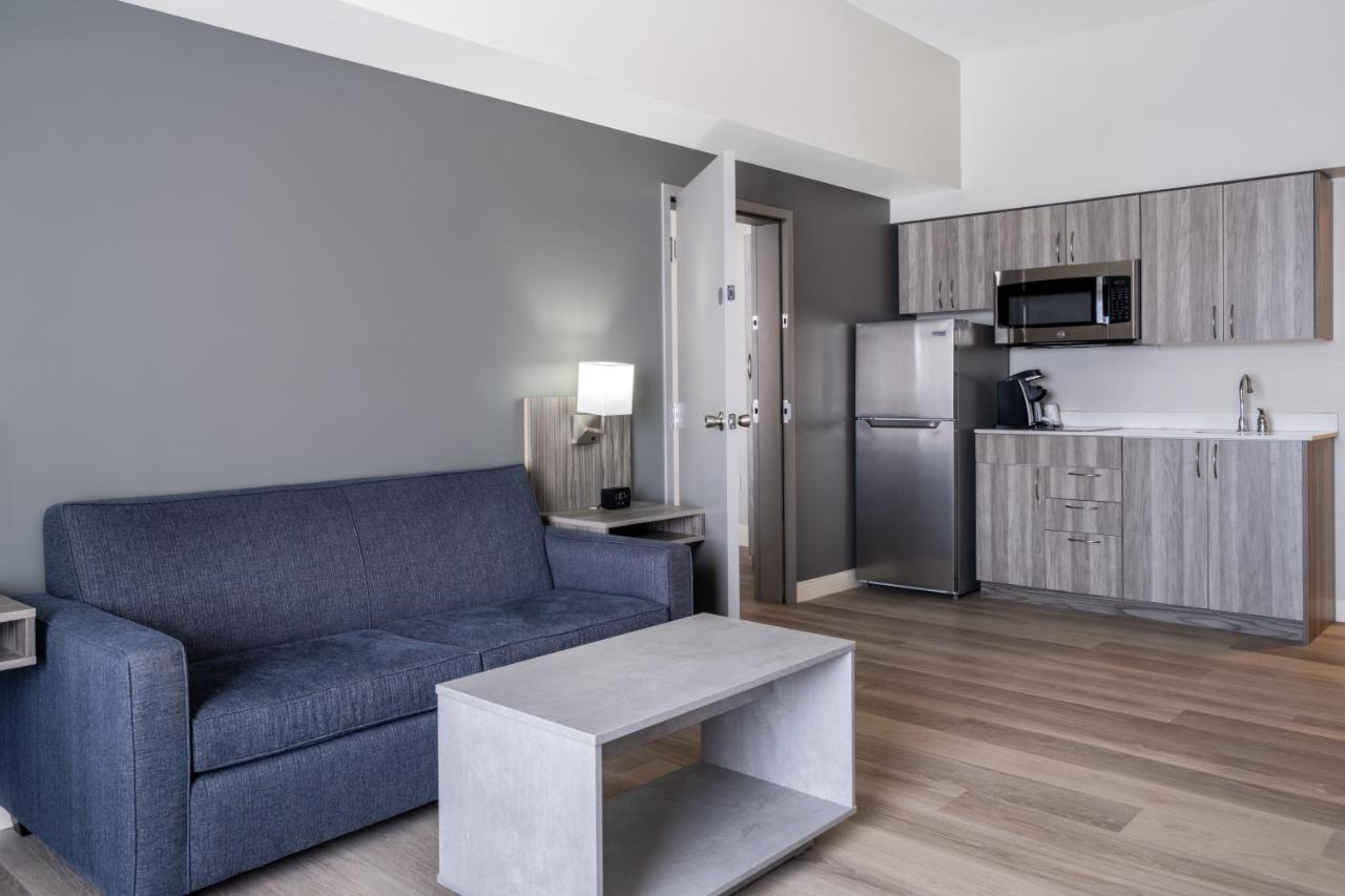 Microtel Inn & Suites By Wyndham Kanata Ottawa West Εξωτερικό φωτογραφία