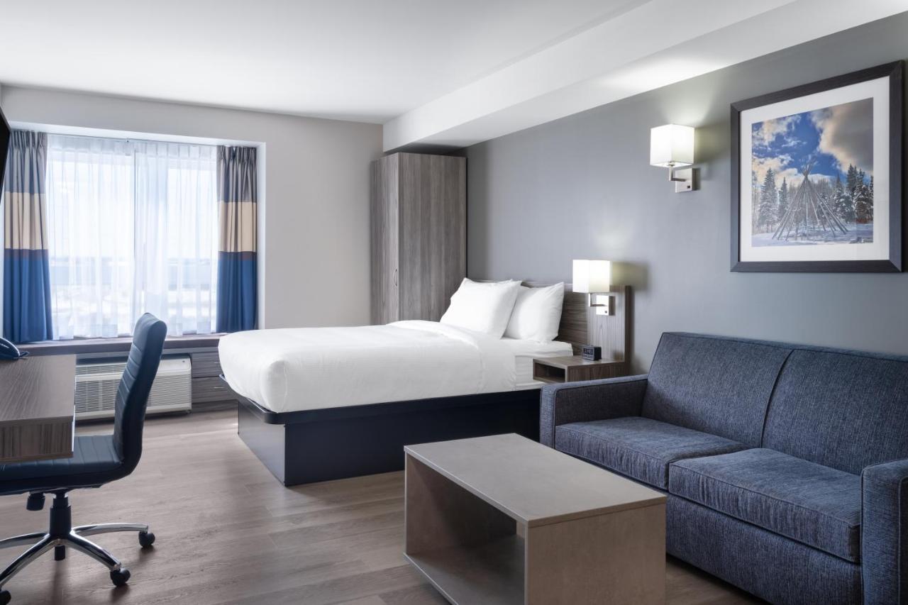 Microtel Inn & Suites By Wyndham Kanata Ottawa West Εξωτερικό φωτογραφία