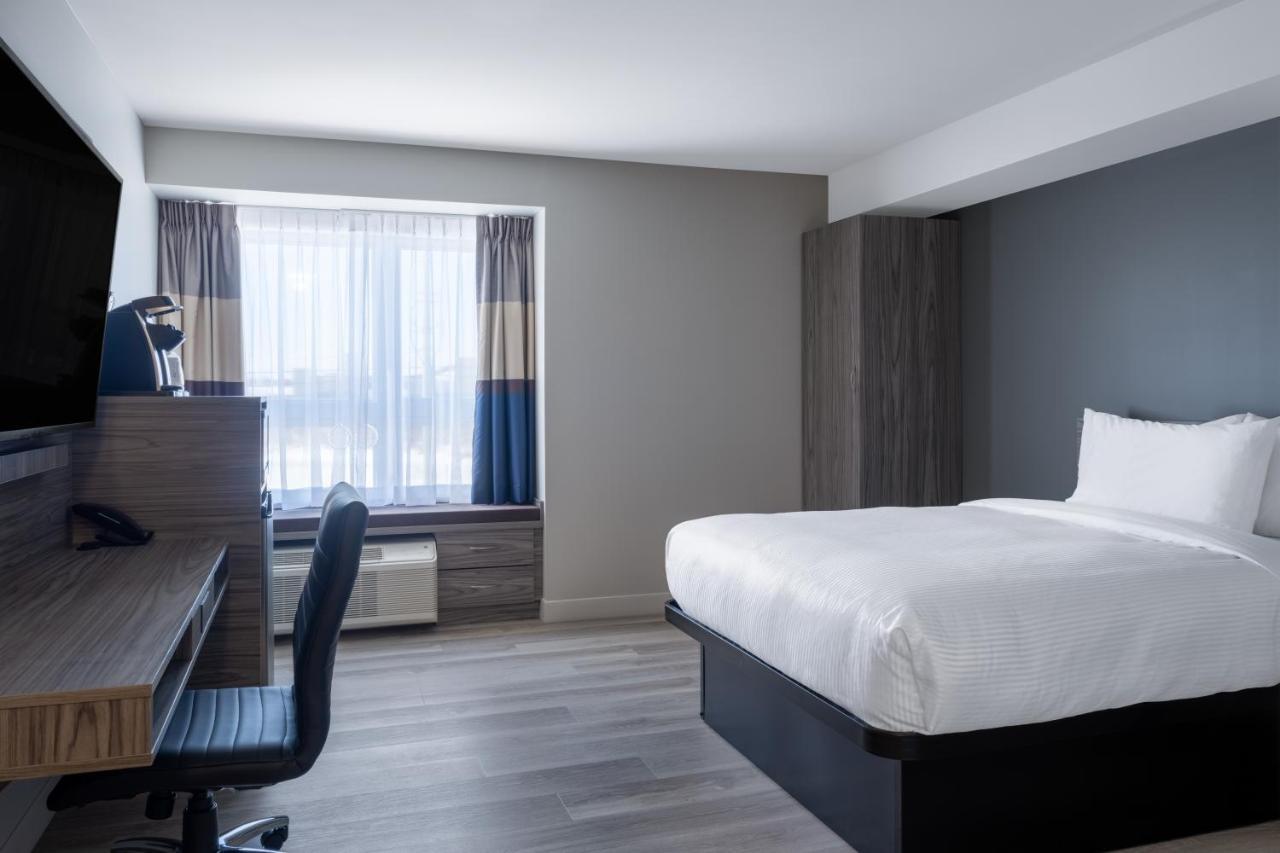 Microtel Inn & Suites By Wyndham Kanata Ottawa West Εξωτερικό φωτογραφία