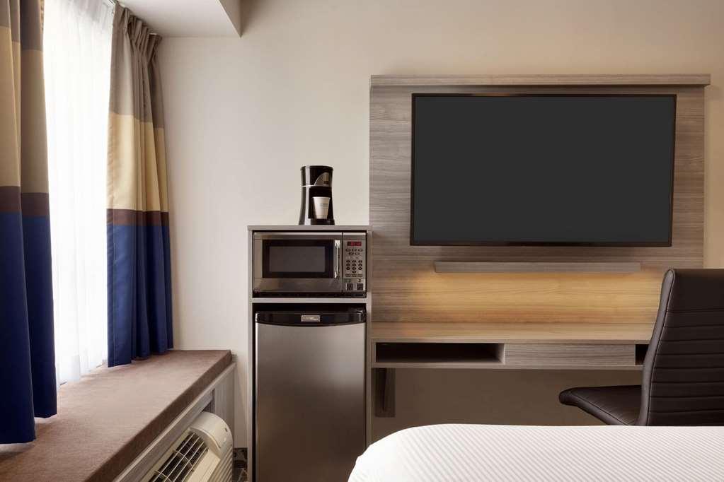 Microtel Inn & Suites By Wyndham Kanata Ottawa West Δωμάτιο φωτογραφία