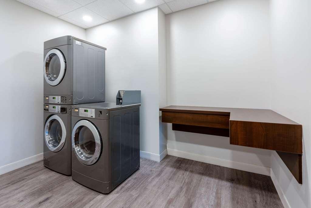 Microtel Inn & Suites By Wyndham Kanata Ottawa West Εξωτερικό φωτογραφία