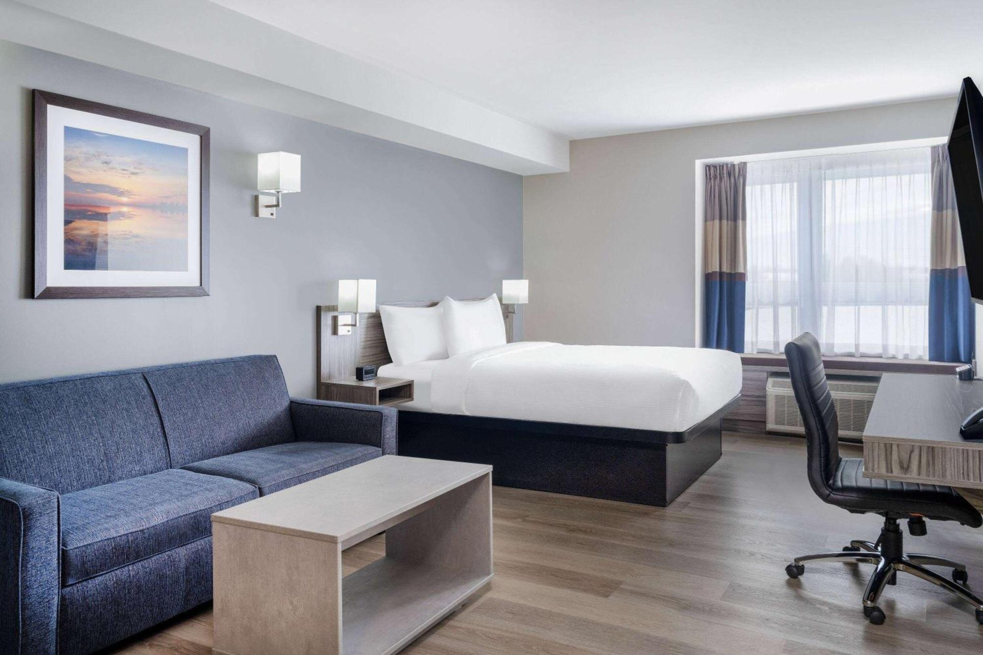 Microtel Inn & Suites By Wyndham Kanata Ottawa West Εξωτερικό φωτογραφία