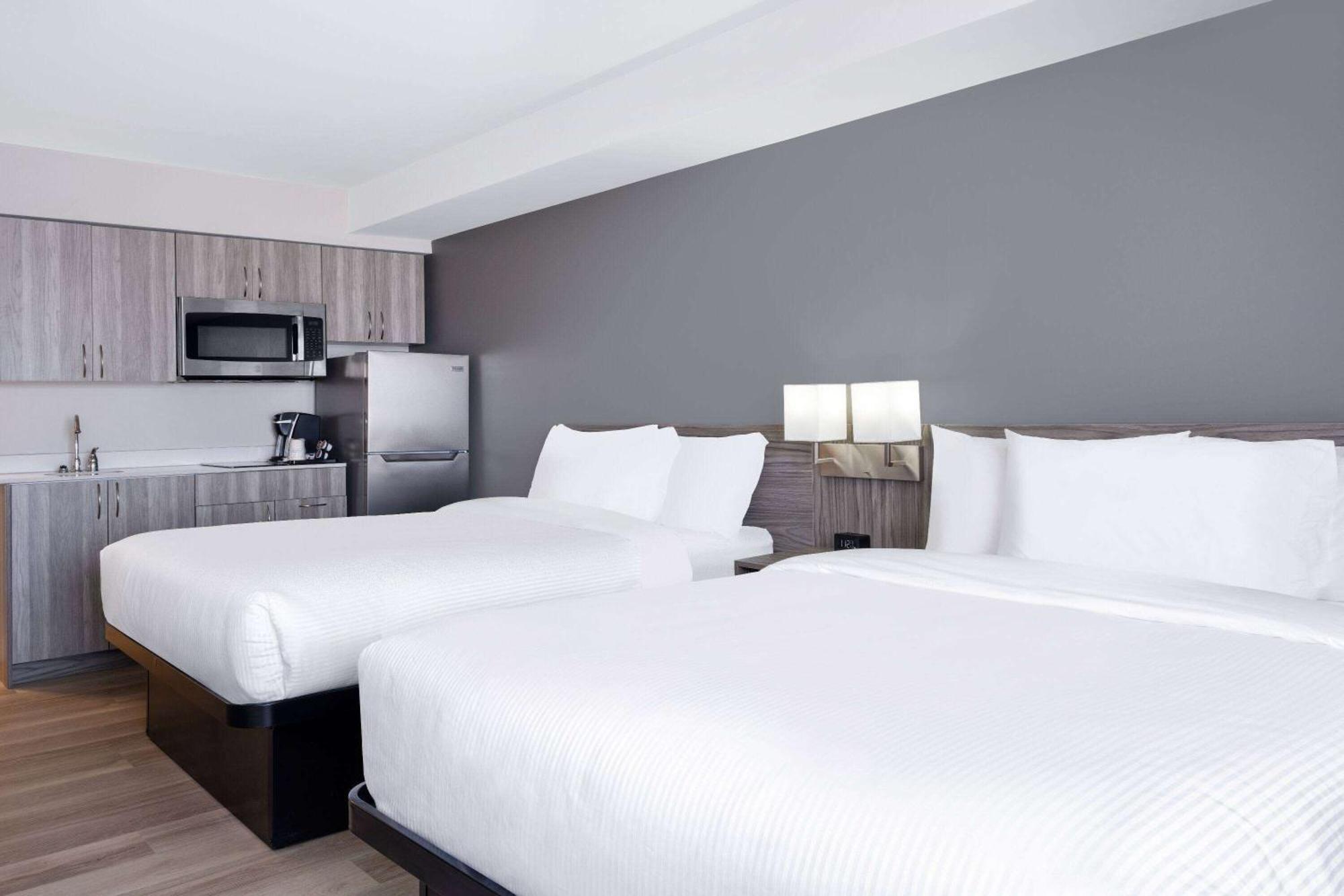 Microtel Inn & Suites By Wyndham Kanata Ottawa West Εξωτερικό φωτογραφία